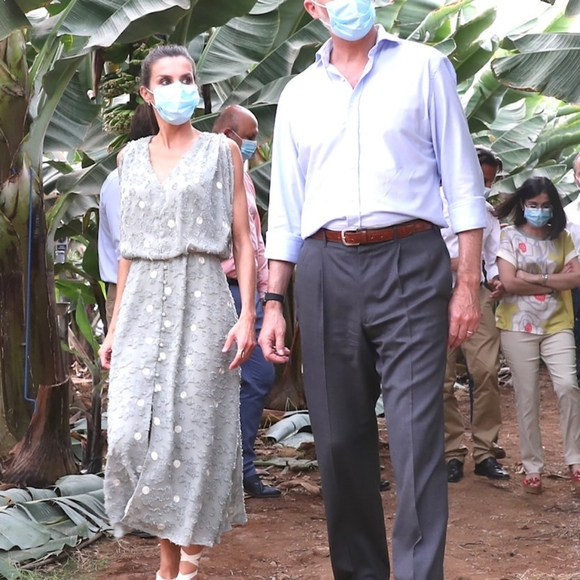 Zara Combined Structured Midi Dress in Green ASO Queen Letizia - Picture 2 of 8